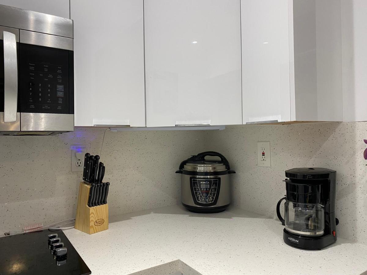 Beautiful House 7 Min From Miami Airport W Free Parking Apartment Bagian luar foto