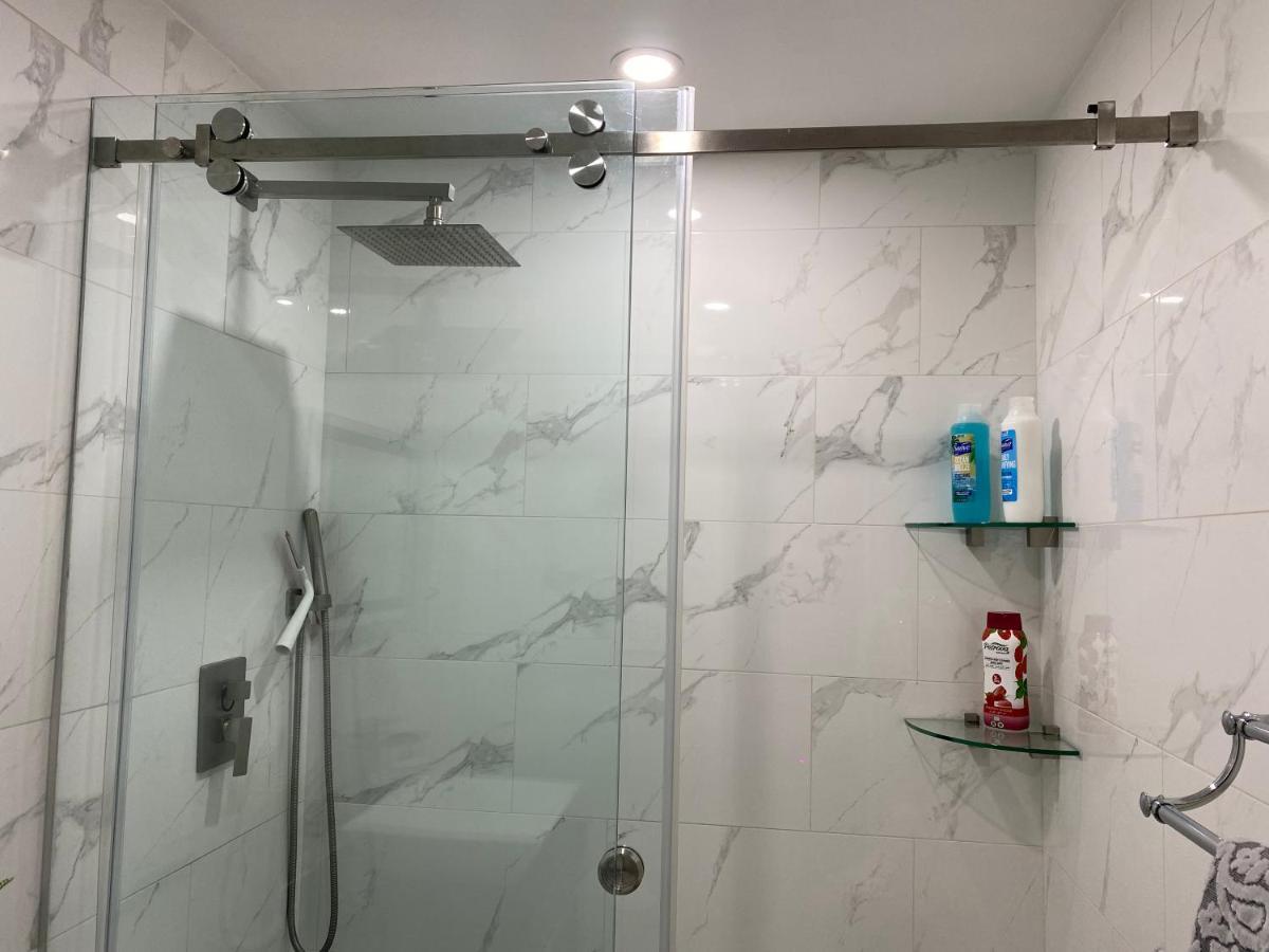 Beautiful House 7 Min From Miami Airport W Free Parking Apartment Bagian luar foto