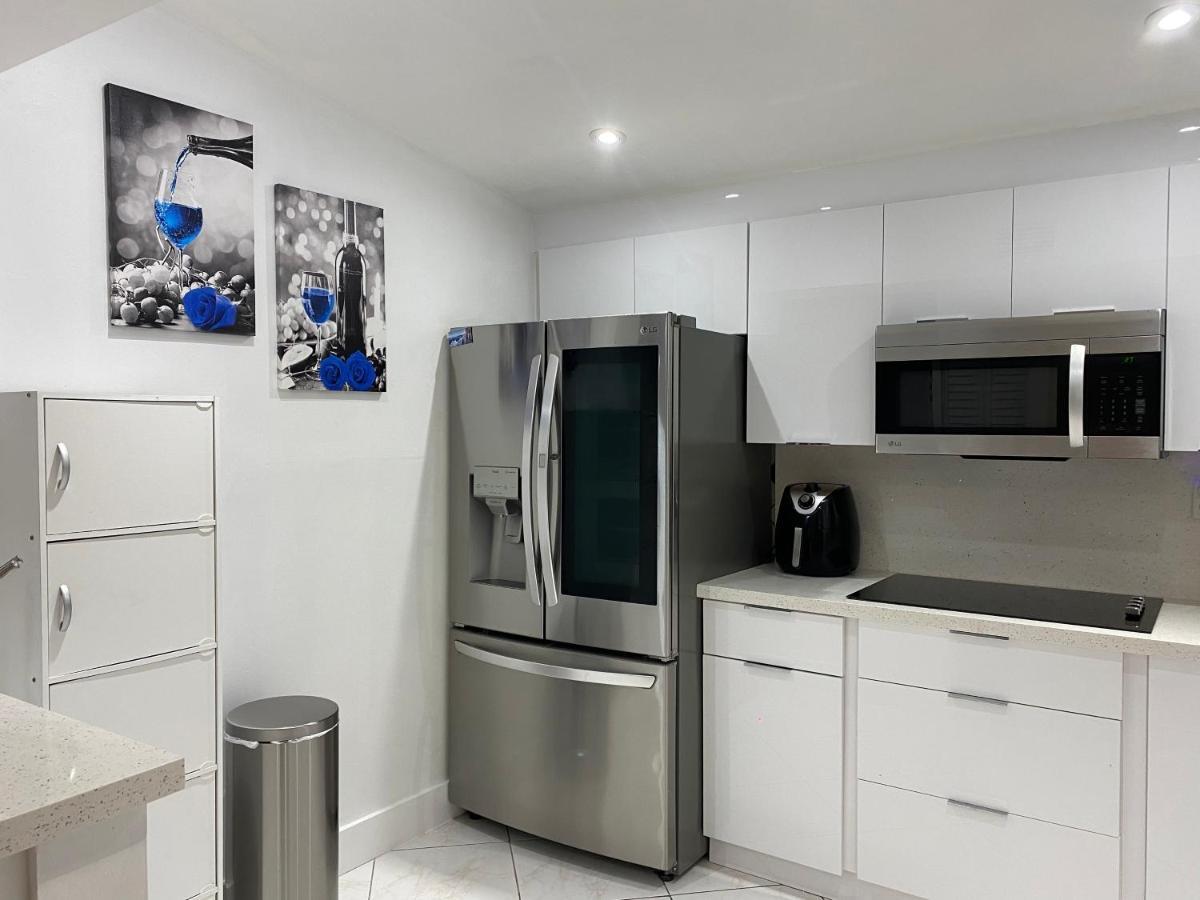 Beautiful House 7 Min From Miami Airport W Free Parking Apartment Bagian luar foto